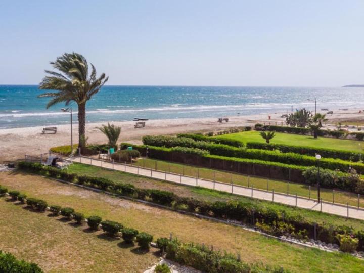 Yialos Village By Cybarco Larnaca Esterno foto